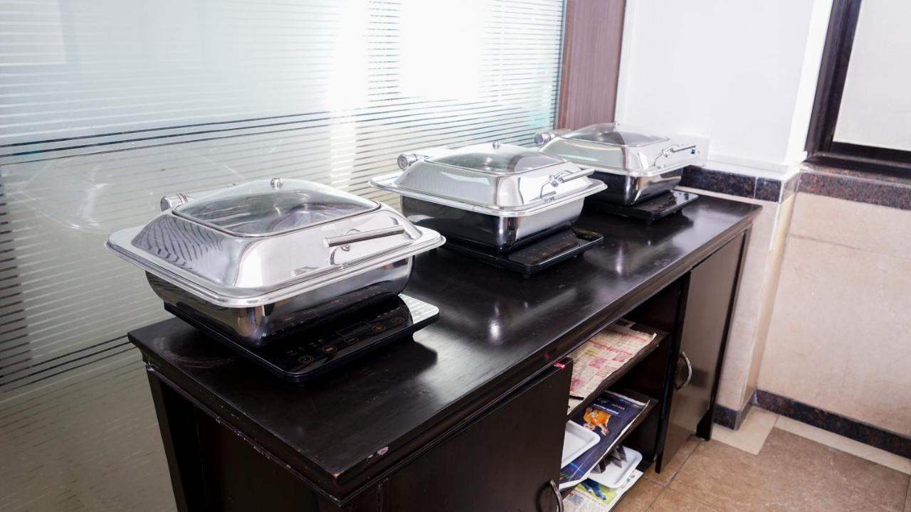 The Altruist Business Stays, Navi Mumbai-2 Екстер'єр фото