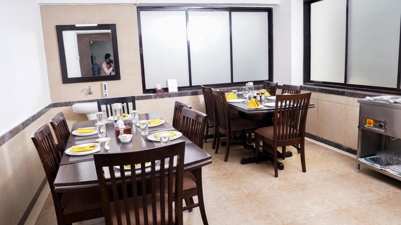 The Altruist Business Stays, Navi Mumbai-2 Екстер'єр фото